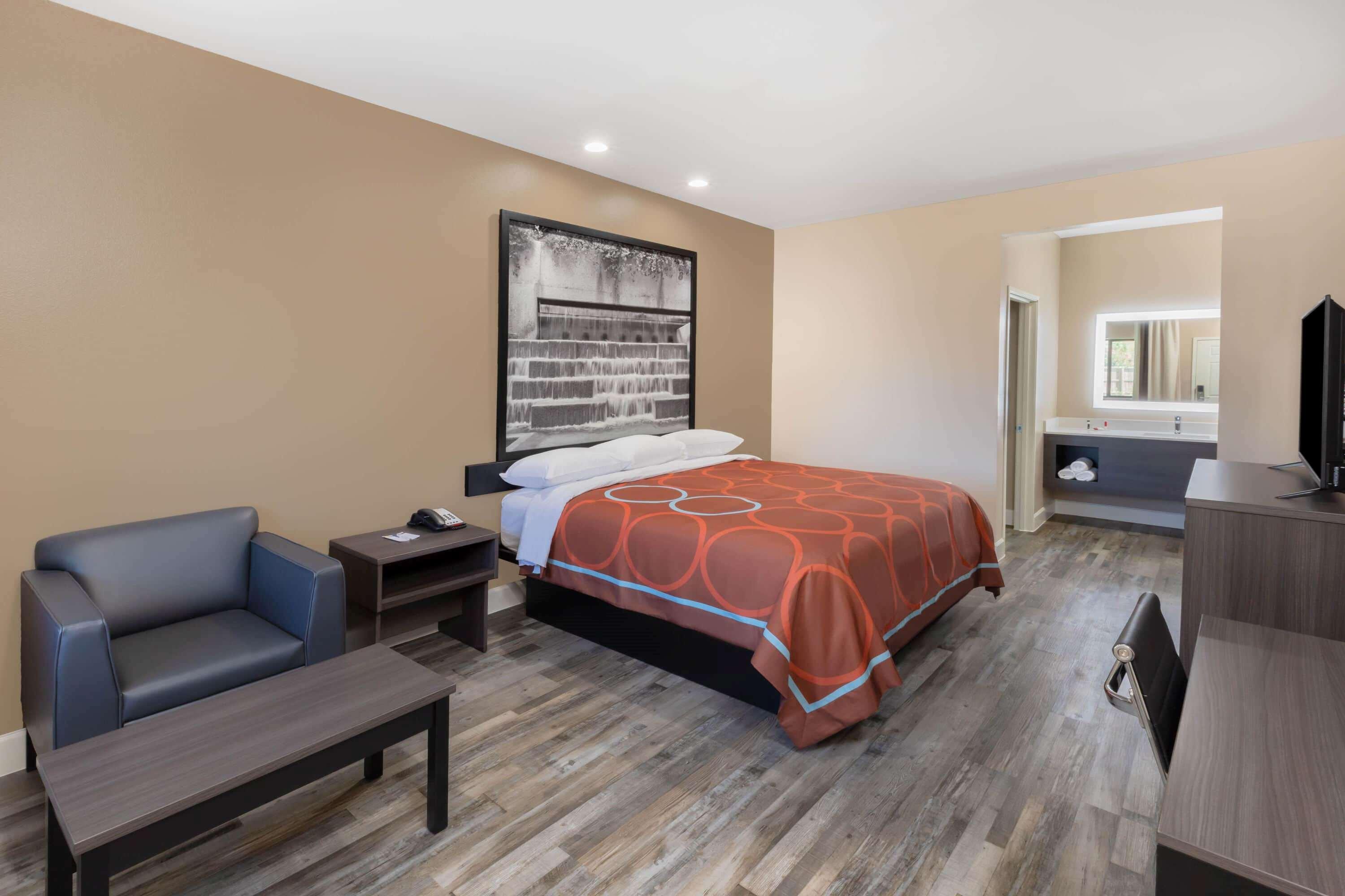 فندق Super 8 By Wyndham Houston Nw Beltway 8-West Rd المظهر الخارجي الصورة