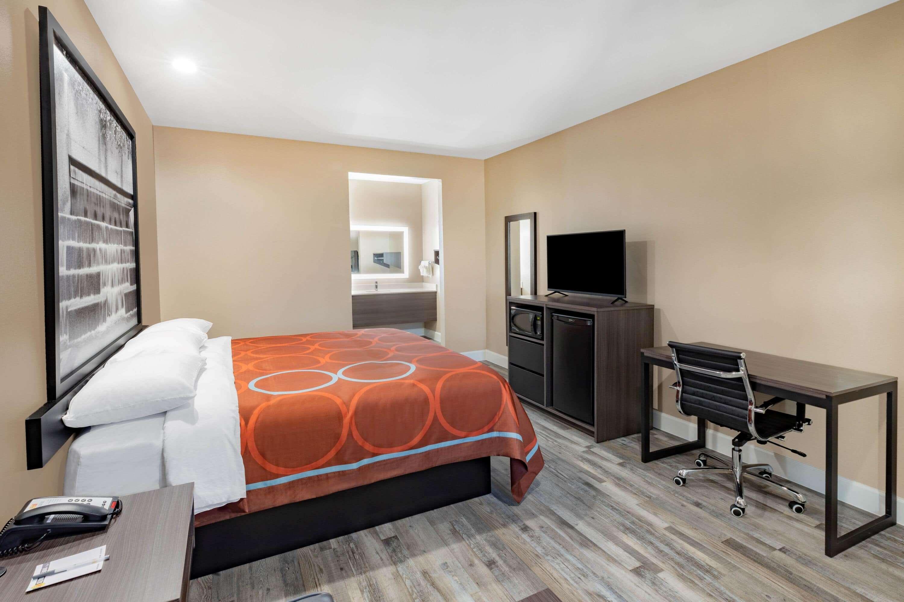 فندق Super 8 By Wyndham Houston Nw Beltway 8-West Rd المظهر الخارجي الصورة